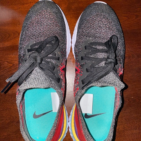 Nike Epic React Flyknit 2 - Picture 6 of 8